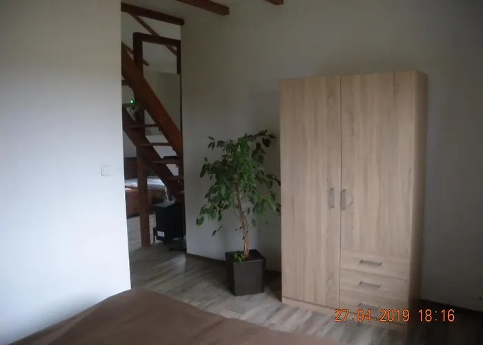 Деревянный коттедж Chatki U Patki