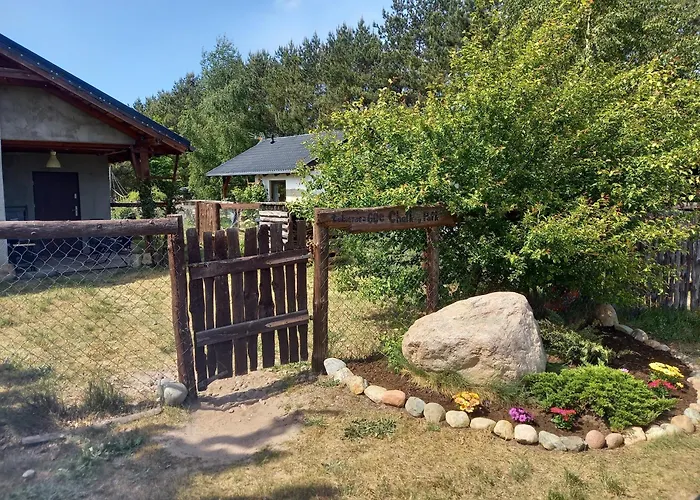 Chatki U Patki Деревянный коттедж Lebieniec